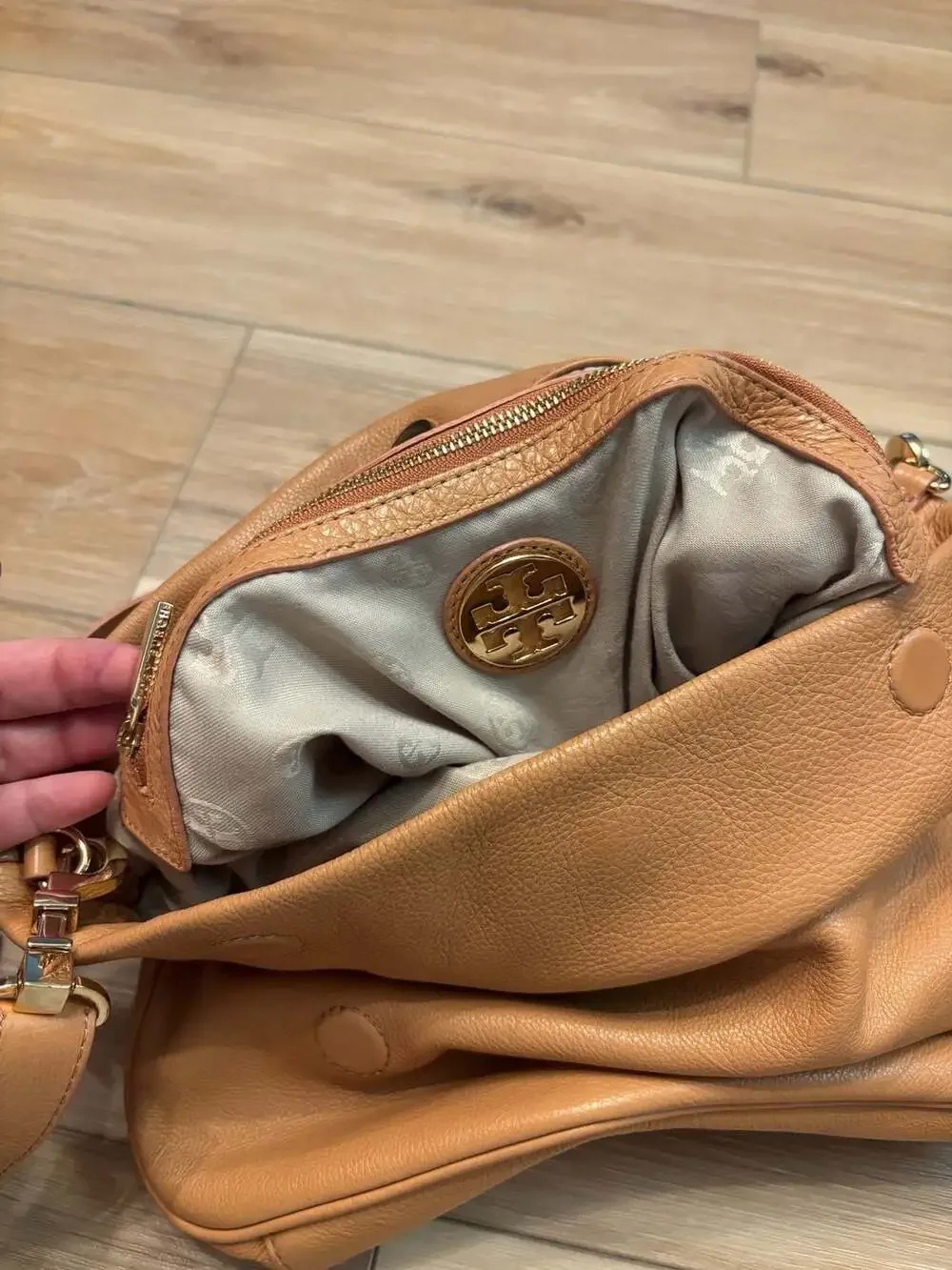 Tory Burch Amanda Tan Pebbled Leather Foldover Crossbody Bag